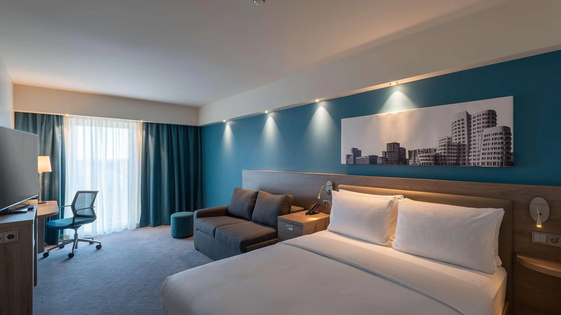 Hampton By Hilton Duesseldorf City Centre 호텔