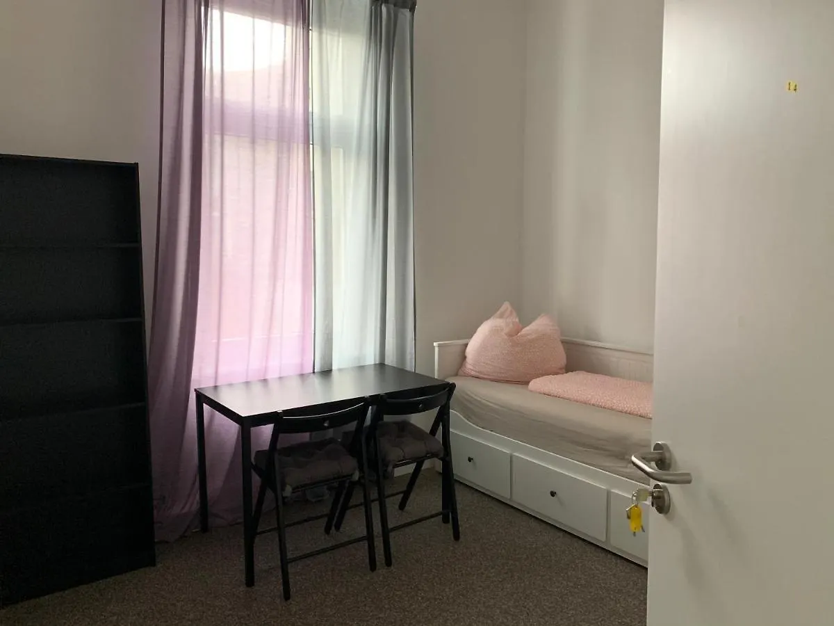 Hampton By Hilton Duesseldorf City Centre Hotel